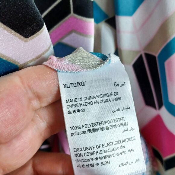 NWT INC Sz XL Geometric Wrap Blouse | Hexagon Print Tie Waist Mod Pop Preppy Top - Picture 8 of 9